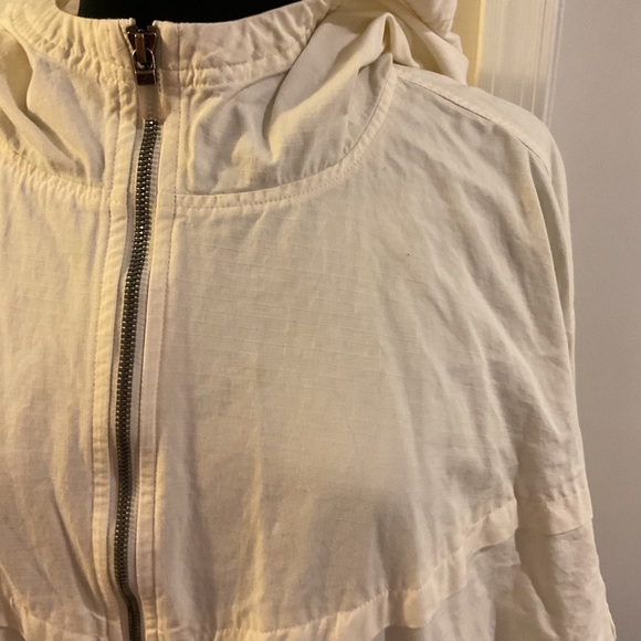 🤎 Nike Icon Clash Pale Vanilla Jacket Size - Picture 7 of 14